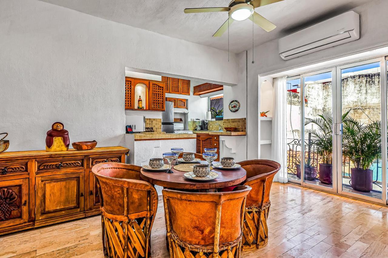 פוארטו ואלארטה Malecon Beach Side Downtown Condo מראה חיצוני תמונה